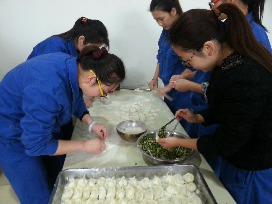同是一家人，一起过冬至