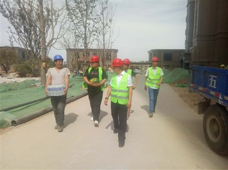 高温慰问到工地，齐心协力保建设